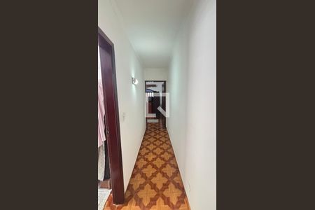 Casa para alugar com 196m², 3 quartos e 3 vagasCorredor