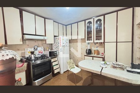 Casa para alugar com 196m², 3 quartos e 3 vagasCozinha