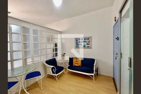 Studio sala de kitnet/studio para alugar com 1 quarto, 38m² em Copacabana, Rio de Janeiro