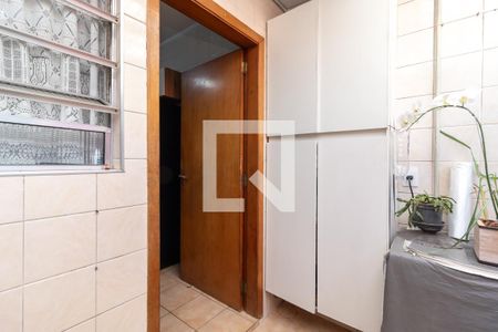 Casa à venda com 110m², 3 quartos e 1 vagaÁrea de Serviço