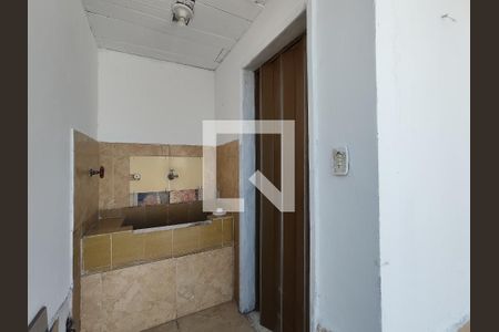 Casa para alugar com 100m², 2 quartos e sem vagaÁrea de Serviço