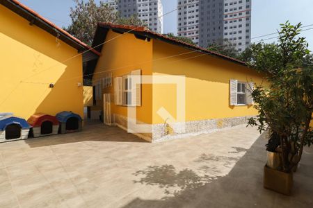 Casa à venda com 171m², 3 quartos e 2 vagas Casa à venda com 171m², 3 quartos e 2 vagasÁrea Externa