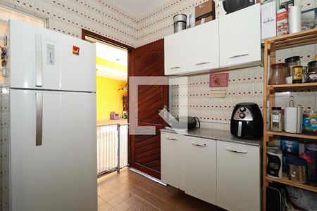 Casa à venda com 171m², 3 quartos e 2 vagas Casa à venda com 171m², 3 quartos e 2 vagasCozinha
