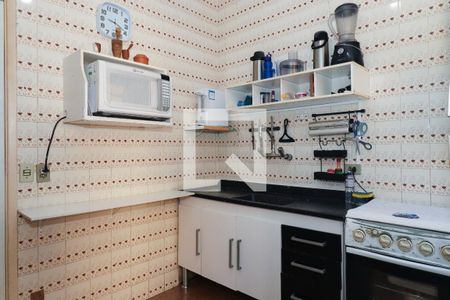 Casa à venda com 171m², 3 quartos e 2 vagas Casa à venda com 171m², 3 quartos e 2 vagasCozinha