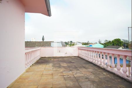 Casa à venda com 257m², 4 quartos e 2 vagasVaranda