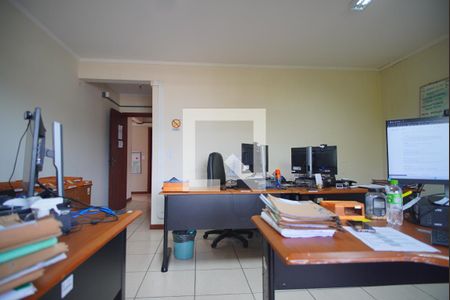 Casa à venda com 257m², 4 quartos e 2 vagasQuarto 3