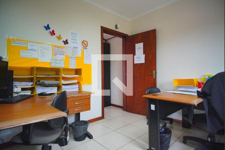 Casa à venda com 257m², 4 quartos e 2 vagasQuarto 4