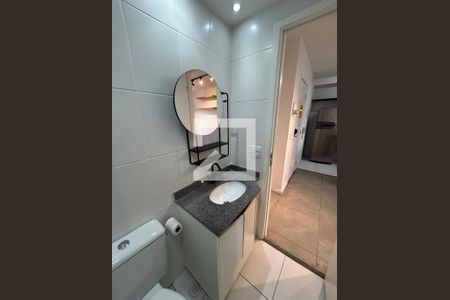 Apartamento para alugar com 31m², 1 quarto e sem vaga Apartamento para alugar com 31m², 1 quarto e sem vagaBanheiro