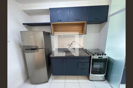 Cozinha de apartamento para alugar com 1 quarto, 31m² em Água Branca, São Paulo