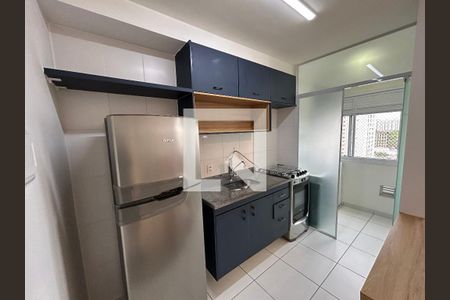 Cozinha de apartamento para alugar com 1 quarto, 31m² em Água Branca, São Paulo