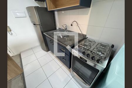 Cozinha de apartamento para alugar com 1 quarto, 31m² em Água Branca, São Paulo
