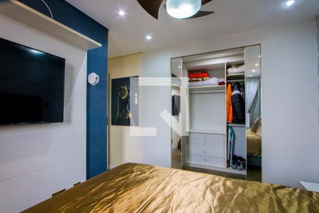 Apartamento à venda com 77m², 2 quartos e 2 vagas Apartamento à venda com 77m², 2 quartos e 2 vagasQuarto 1 - Suíte