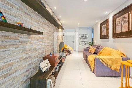 Sala de apartamento para alugar com 3 quartos, 110m² em Pitangueiras, Guarujá