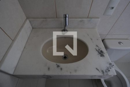 Casa à venda com 110m², 3 quartos e 2 vagas Casa à venda com 110m², 3 quartos e 2 vagasBanheiro da Suíte 2