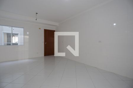 Casa à venda com 110m², 3 quartos e 2 vagas Casa à venda com 110m², 3 quartos e 2 vagasCozinha