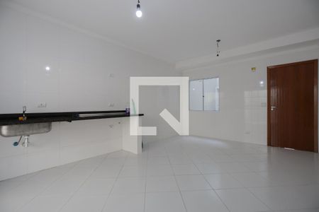Casa à venda com 110m², 3 quartos e 2 vagas Casa à venda com 110m², 3 quartos e 2 vagasCozinha