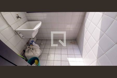 Apartamento para alugar com 64m², 3 quartos e 1 vagaÁrea de Serviço