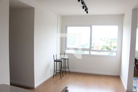 Sala de apartamento à venda com 3 quartos, 67m² em Passo da Areia, Porto Alegre