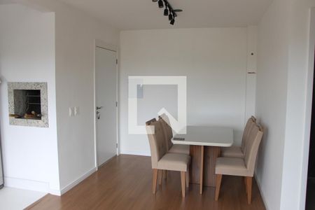 Sala de apartamento à venda com 3 quartos, 67m² em Passo da Areia, Porto Alegre