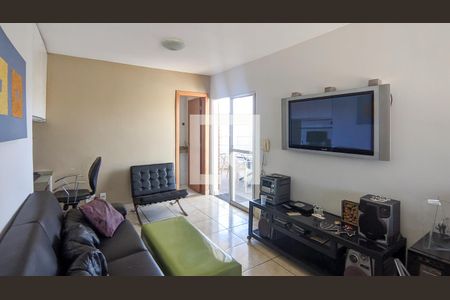 Apartamento à venda com 120m², 2 quartos e 2 vagas Apartamento à venda com 120m², 2 quartos e 2 vagasCobertura