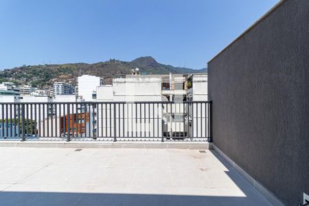 Apartamento à venda com 150m², 3 quartos e 2 vagasQuarto Terraço Vista