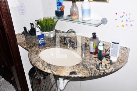 Casa para alugar com 482m², 4 quartos e 4 vagasBanheiro