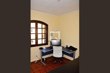 Casa para alugar com 482m², 4 quartos e 4 vagasEscritório