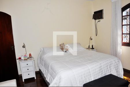 Casa para alugar com 482m², 4 quartos e 4 vagasQuarto 01 com Suíte