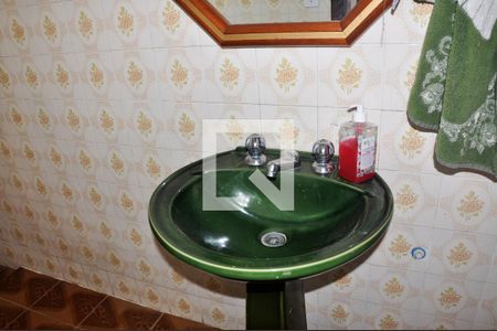 Casa para alugar com 482m², 4 quartos e 4 vagasBanheiro na Área de Serviço