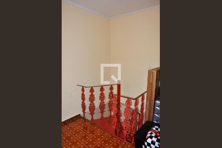 Casa para alugar com 482m², 4 quartos e 4 vagasEscada Escritório