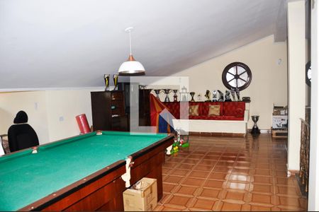 Casa para alugar com 482m², 4 quartos e 4 vagasEscritório