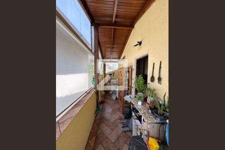 Casa para alugar com 120m², 6 quartos e 2 vagas Casa para alugar com 120m², 6 quartos e 2 vagasCasa 1