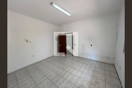 Casa para alugar com 120m², 6 quartos e 2 vagas Casa para alugar com 120m², 6 quartos e 2 vagasCasa 4
