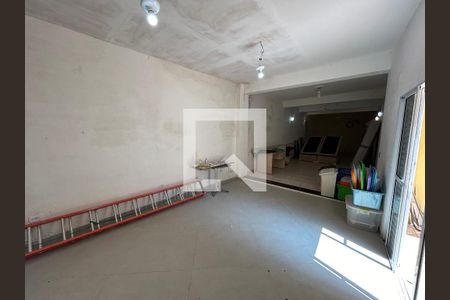 Casa para alugar com 120m², 6 quartos e 2 vagas Casa para alugar com 120m², 6 quartos e 2 vagasCasa 3