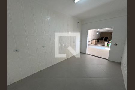 Casa para alugar com 120m², 6 quartos e 2 vagas Casa para alugar com 120m², 6 quartos e 2 vagasCasa 4