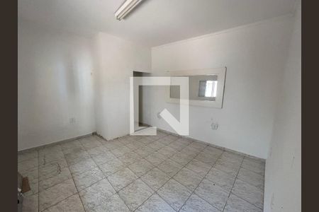 Casa para alugar com 120m², 6 quartos e 2 vagas Casa para alugar com 120m², 6 quartos e 2 vagasCasa 4