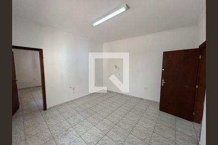 Casa para alugar com 120m², 6 quartos e 2 vagas Casa para alugar com 120m², 6 quartos e 2 vagasCasa 4