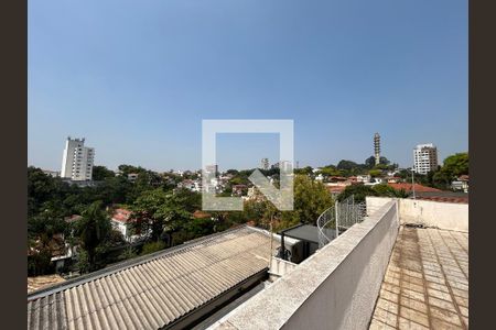 Casa para alugar com 120m², 6 quartos e 2 vagas Casa para alugar com 120m², 6 quartos e 2 vagasVista da casa 1