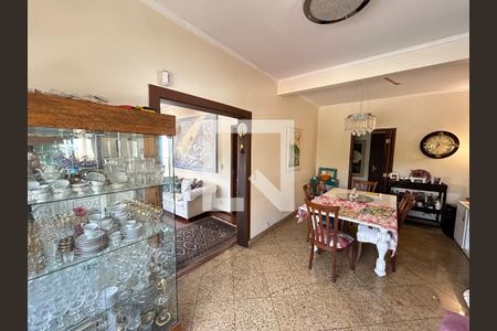 Casa para alugar com 120m², 6 quartos e 2 vagas Casa para alugar com 120m², 6 quartos e 2 vagasCasa 1