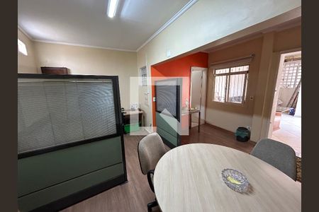 Casa para alugar com 120m², 6 quartos e 2 vagas Casa para alugar com 120m², 6 quartos e 2 vagasCasa 5