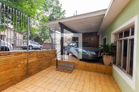 Garagem de casa à venda com 2 quartos, 300m² em Parque Oratório, Santo André