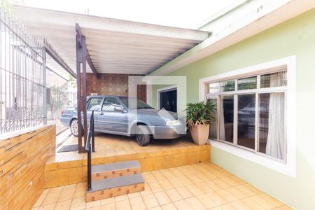 Garagem de casa à venda com 2 quartos, 300m² em Parque Oratório, Santo André
