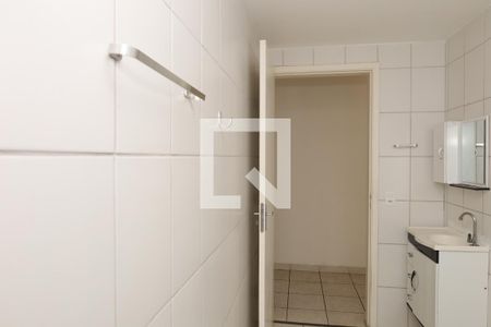 Apartamento para alugar com 47m², 2 quartos e sem vagaBanheiro