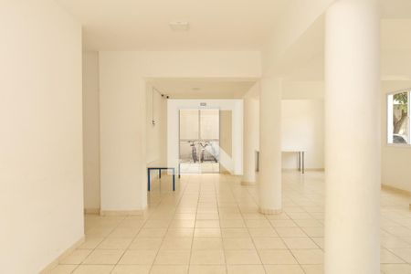 Apartamento para alugar com 47m², 2 quartos e sem vagaÁrea comum - Salão de festas