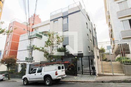 Apartamento à venda com 83m², 3 quartos e 2 vagas Apartamento à venda com 83m², 3 quartos e 2 vagasFachada