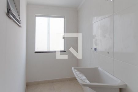 Apartamento à venda com 43m², 2 quartos e sem vagaCozinha e Área de Serviço