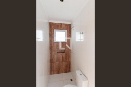 Apartamento à venda com 38m², 2 quartos e sem vaga Apartamento à venda com 38m², 2 quartos e sem vagaBanheiro