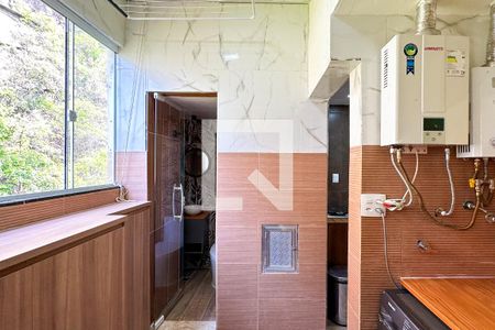 Apartamento à venda com 140m², 3 quartos e 1 vagaÁrea de serviço