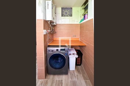 Apartamento à venda com 140m², 3 quartos e 1 vagaÁrea de serviço