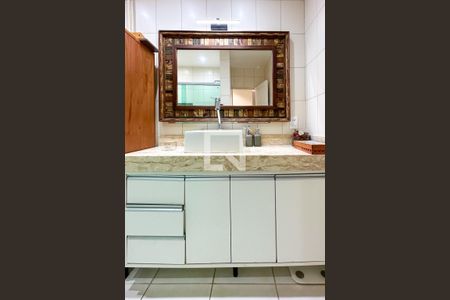 Apartamento à venda com 140m², 3 quartos e 1 vagaBanheiro da Suíte